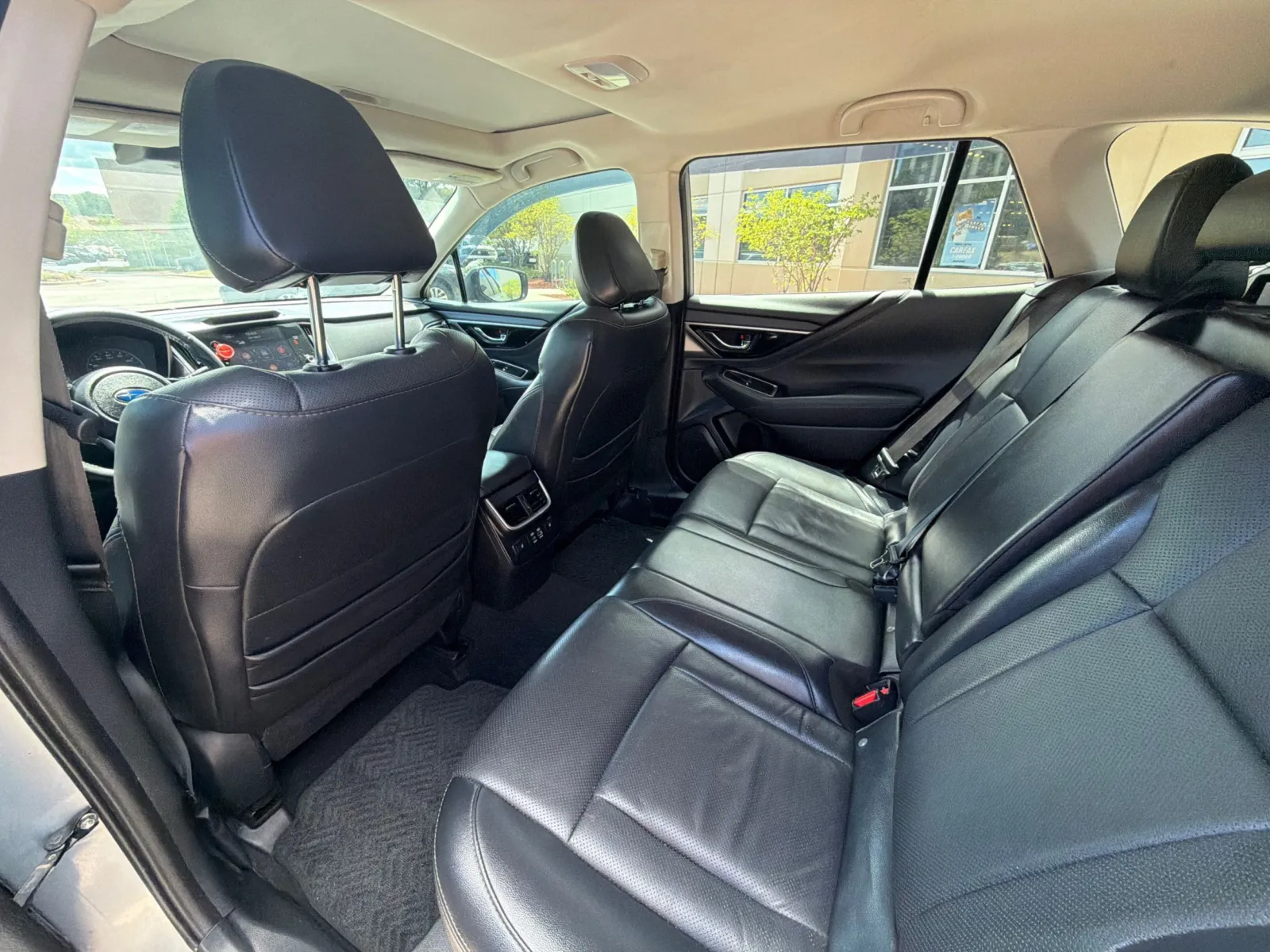 Subaru Outback photo 16