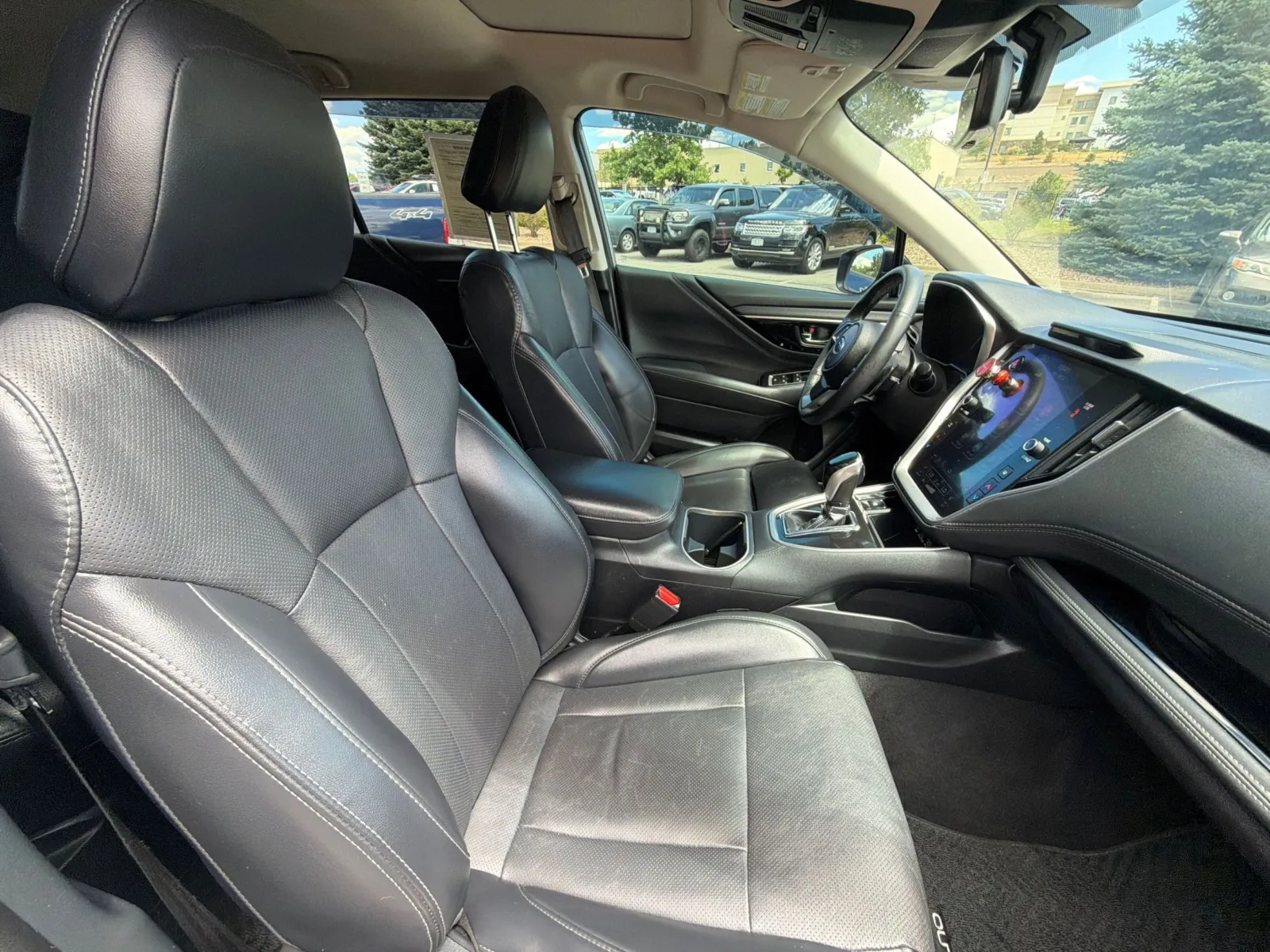 Subaru Outback photo 13