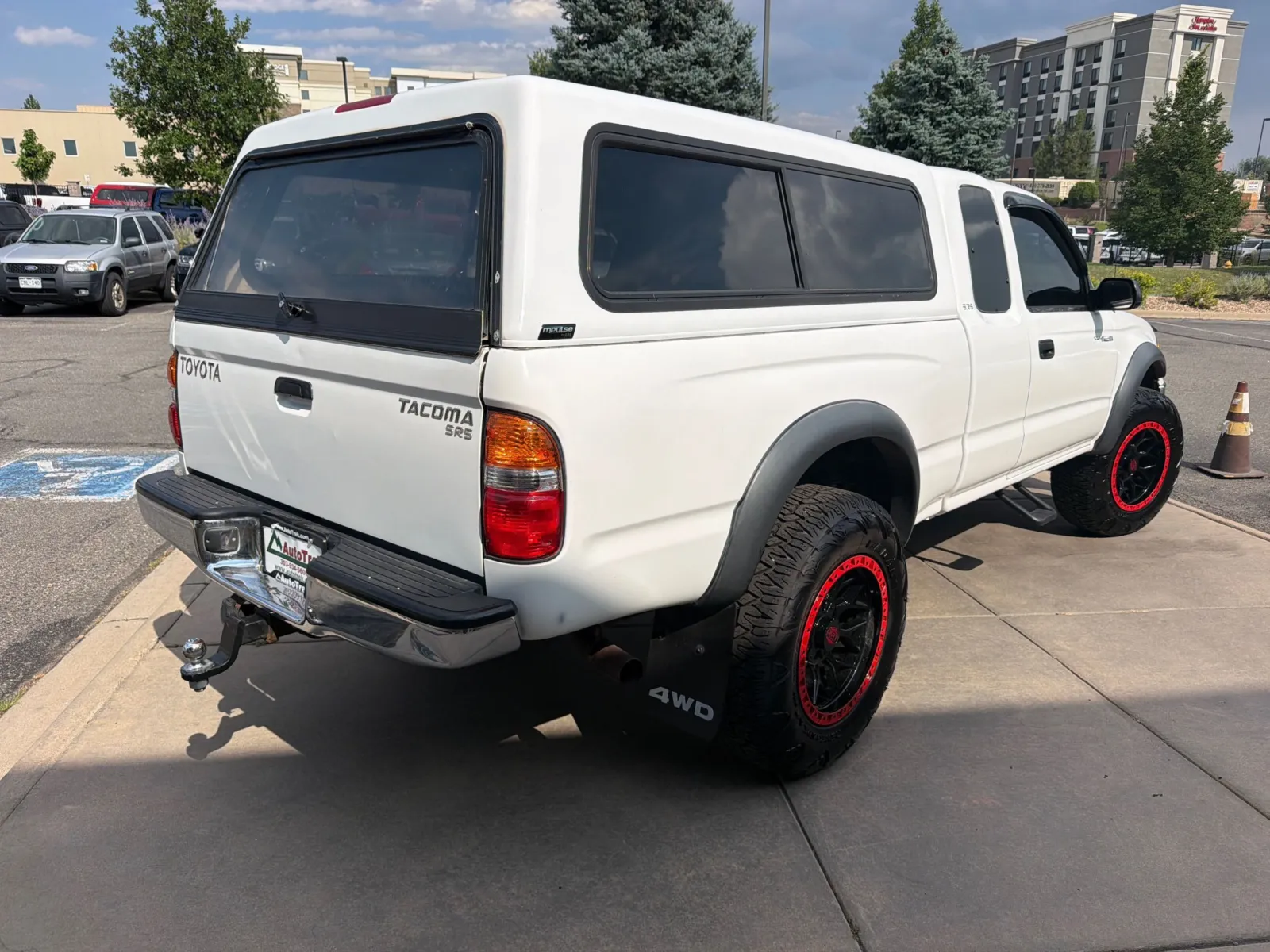 Toyota Tacoma photo 6