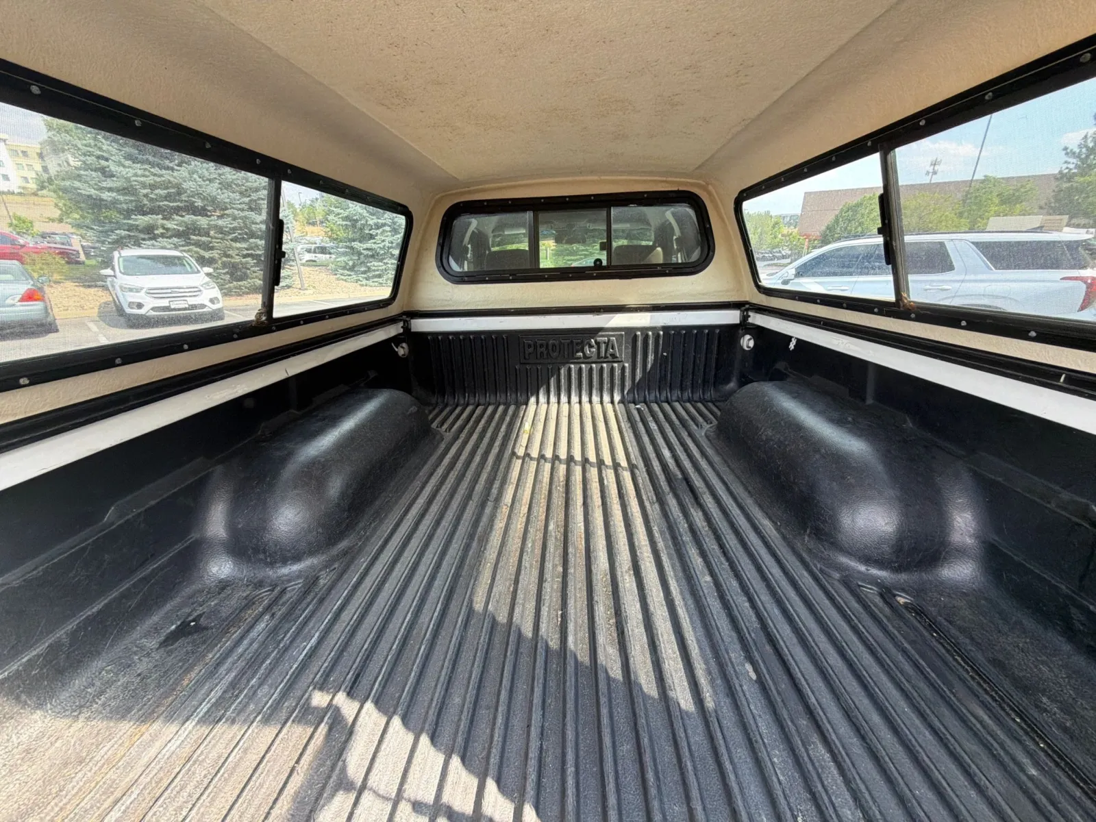 Toyota Tacoma photo 17