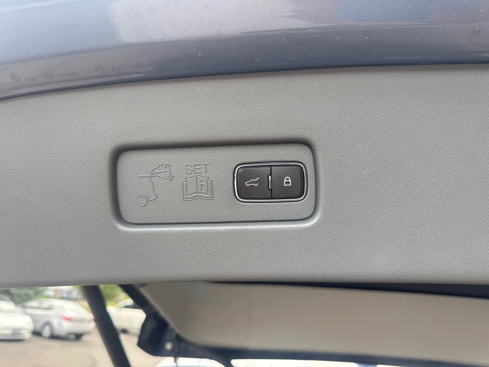 Lincoln Aviator photo 10