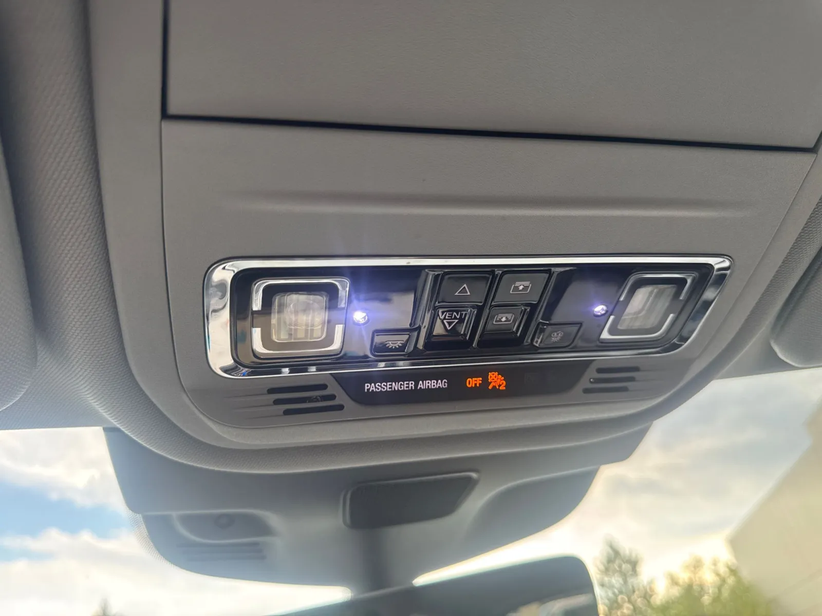 Lincoln Aviator photo 19