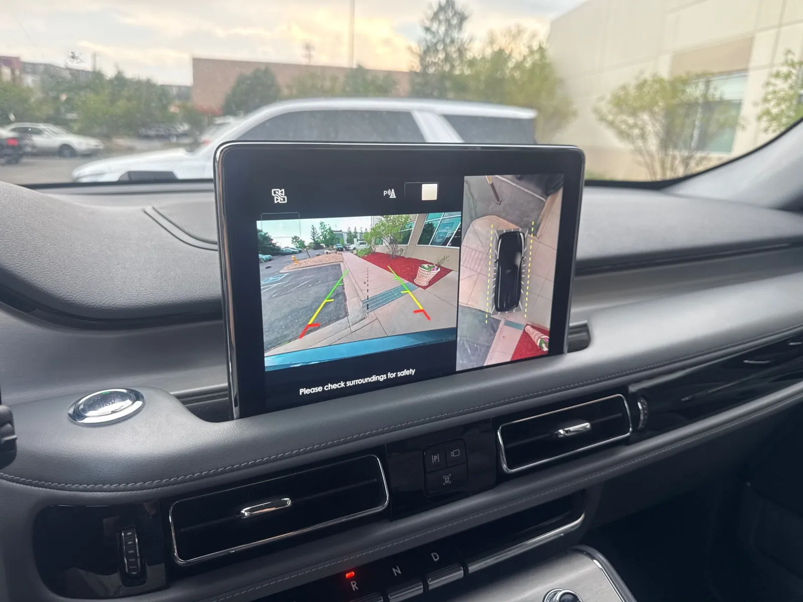 Lincoln Aviator photo 18