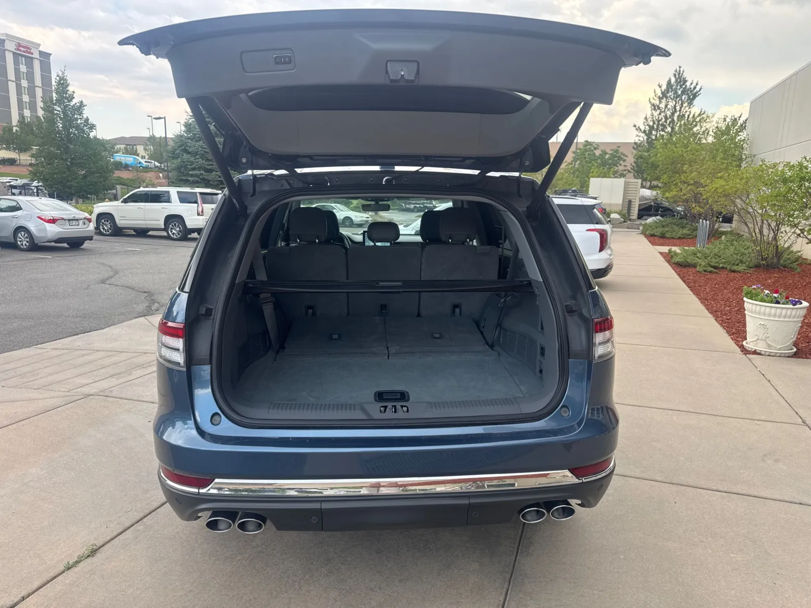 Lincoln Aviator photo 9