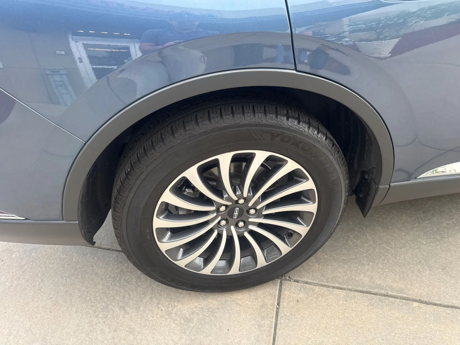 Lincoln Aviator photo 23