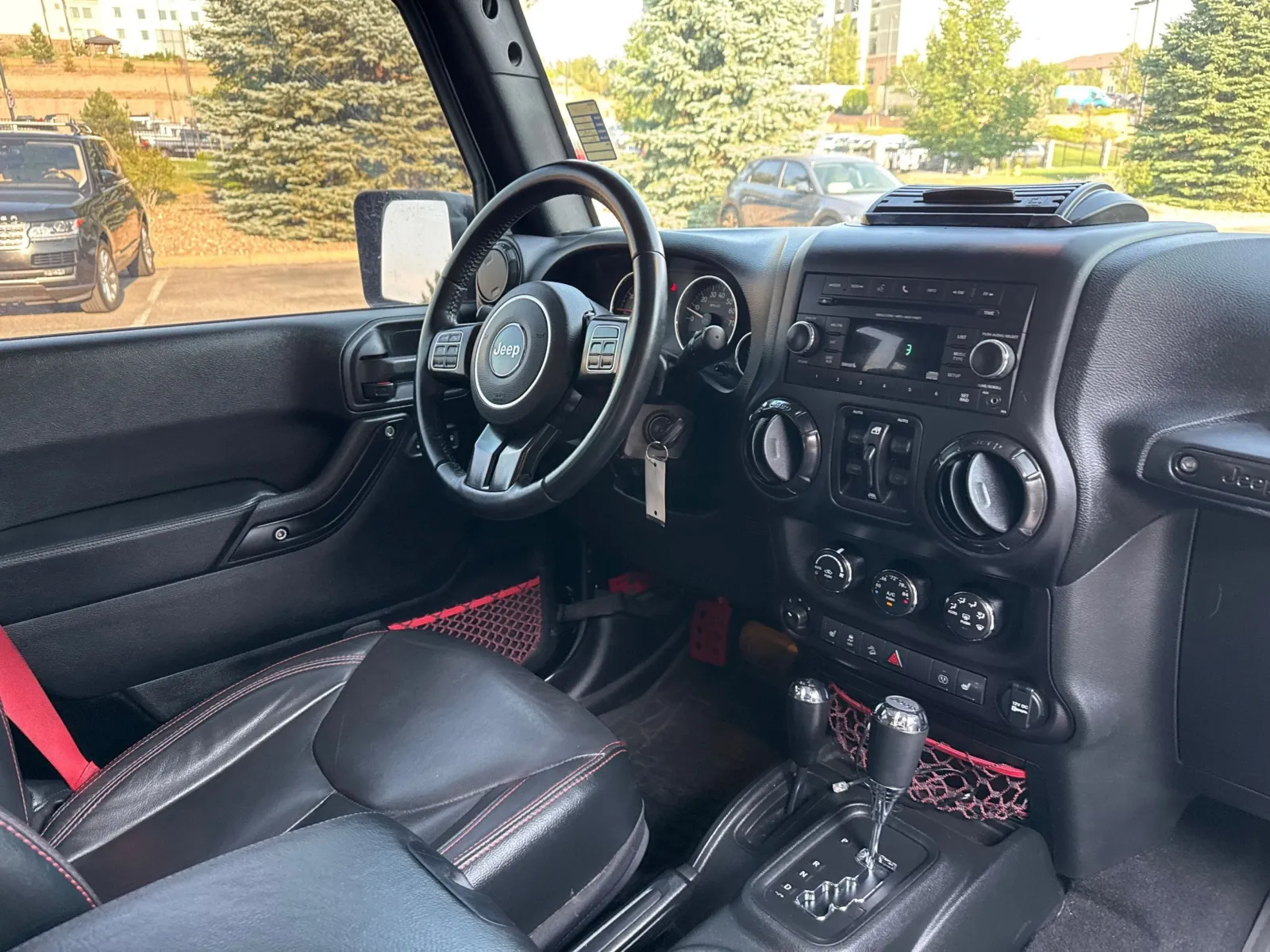 Jeep Wrangler JK photo 17