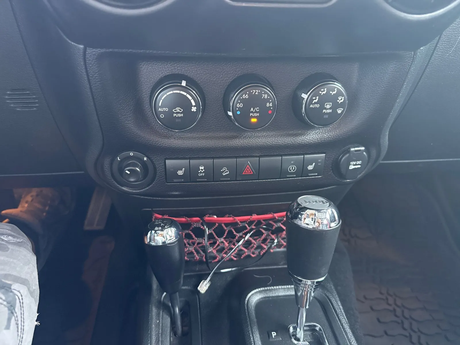 Jeep Wrangler JK photo 31