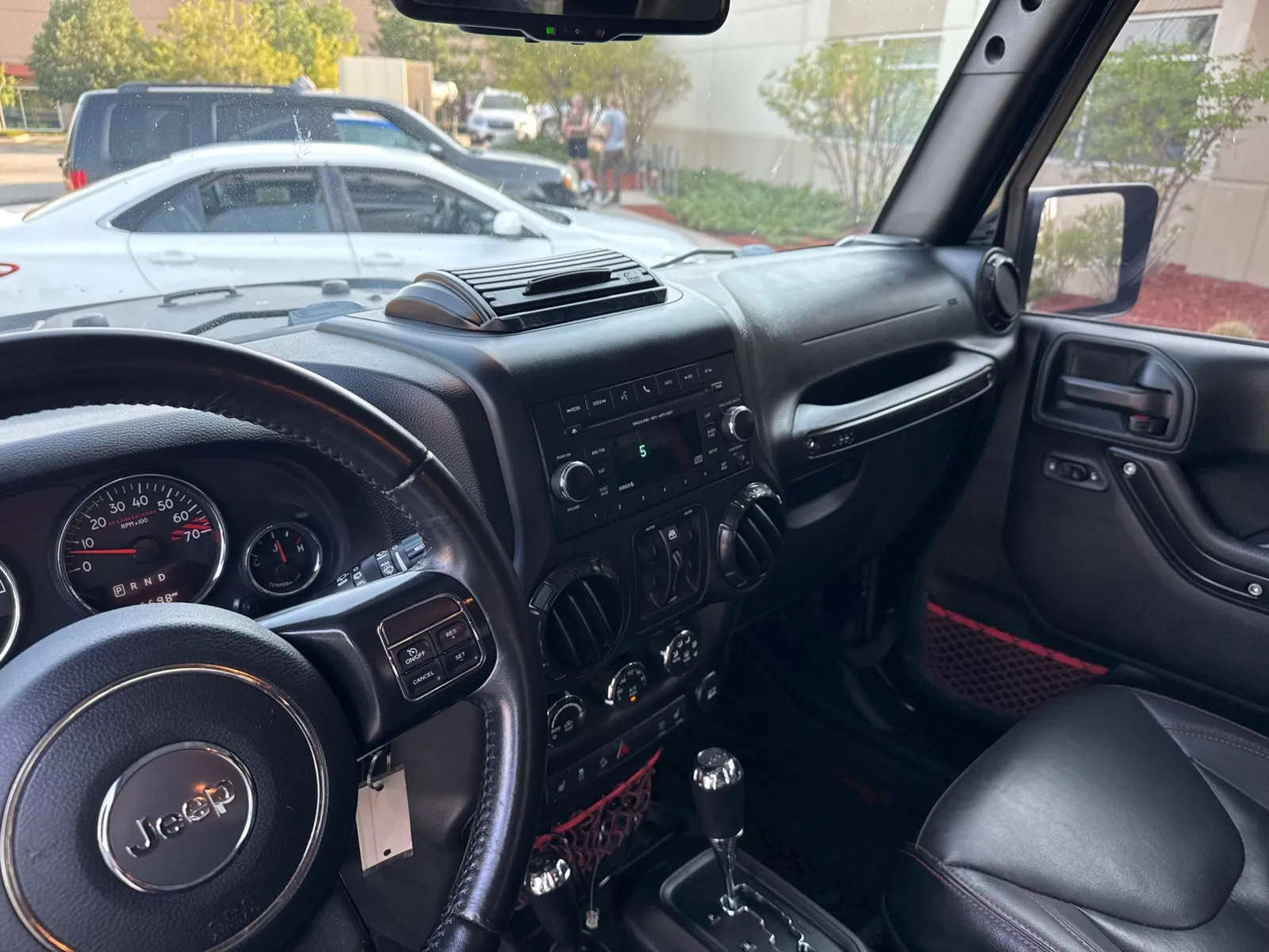 Jeep Wrangler JK photo 23