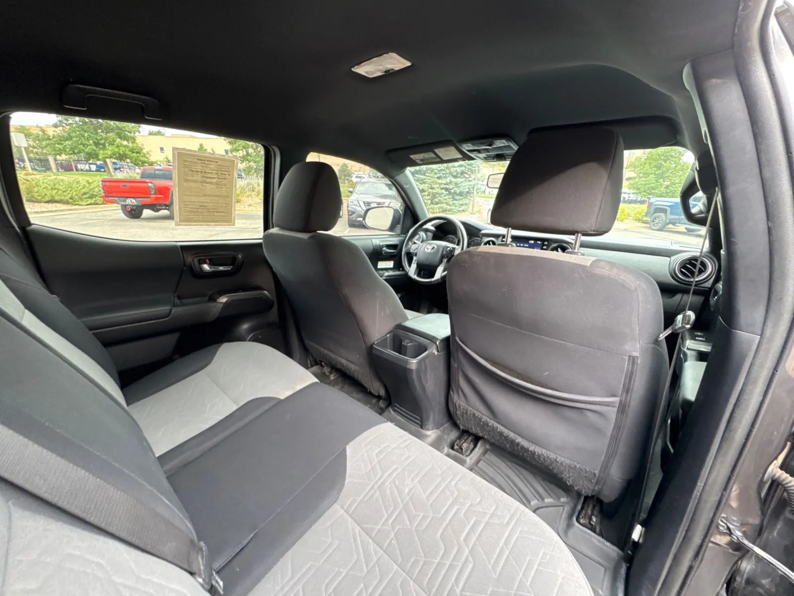 Toyota Tacoma photo 21