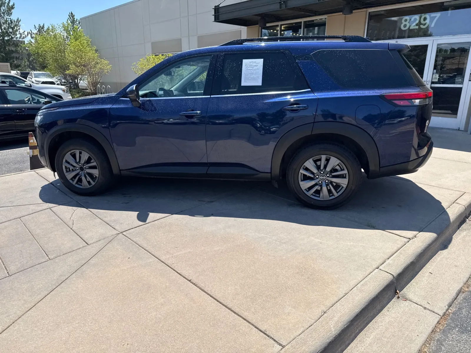 Nissan Pathfinder photo 9