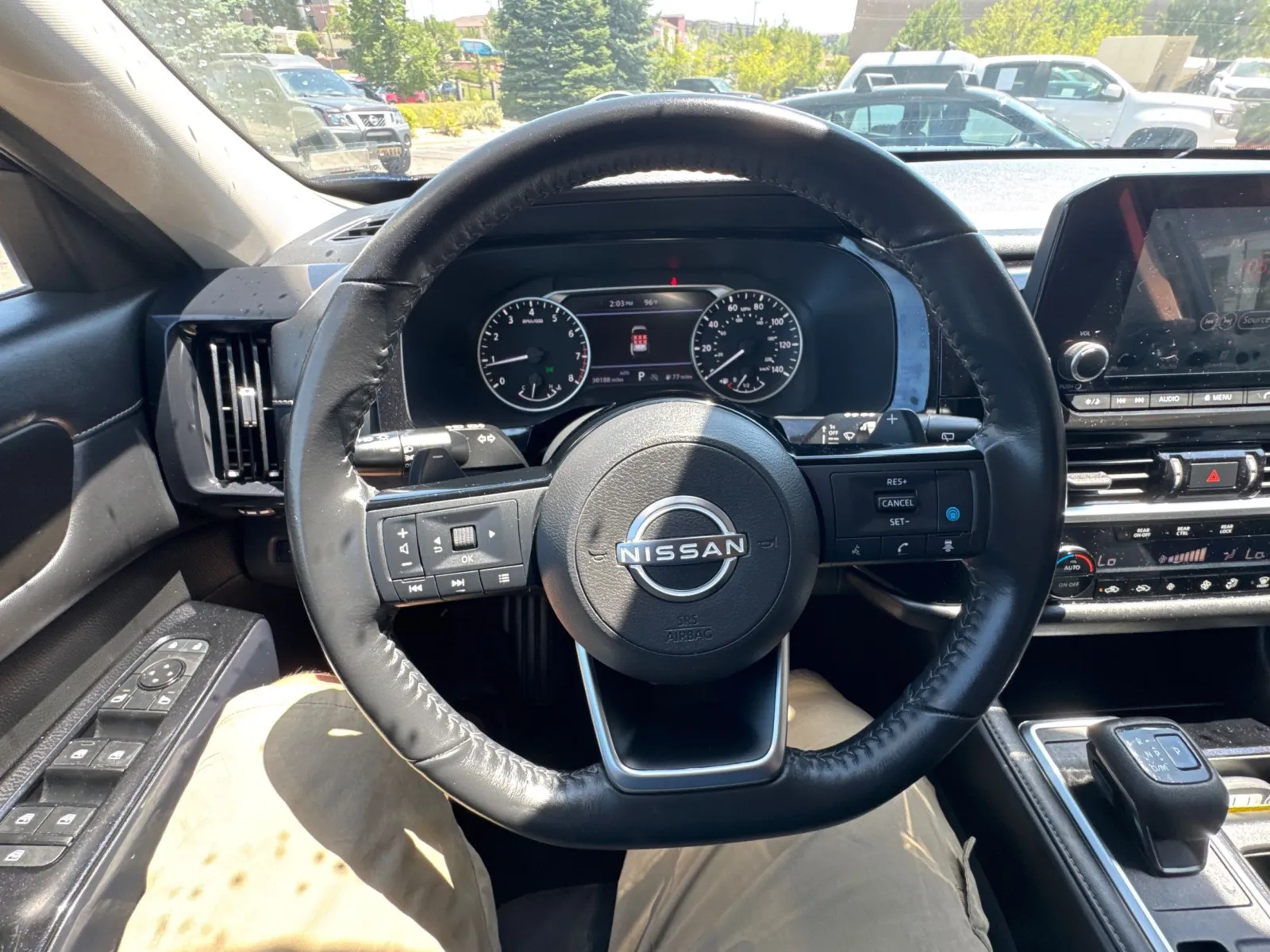 Nissan Pathfinder photo 24