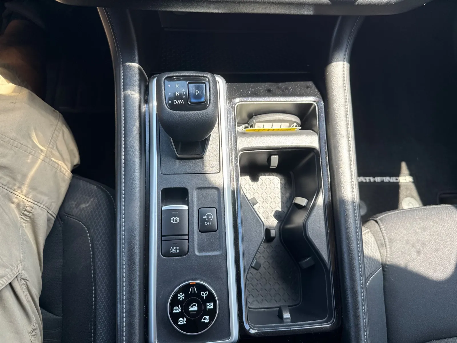 Nissan Pathfinder photo 29