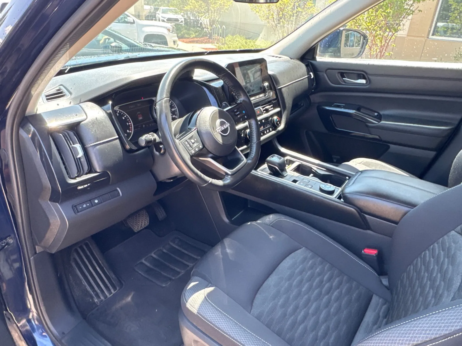 Nissan Pathfinder photo 21
