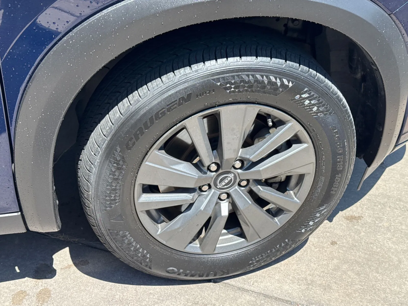 Nissan Pathfinder photo 13