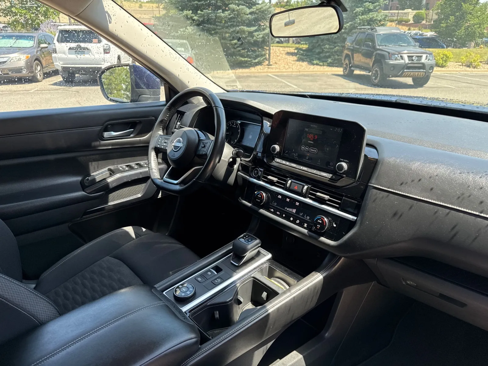 Nissan Pathfinder photo 16