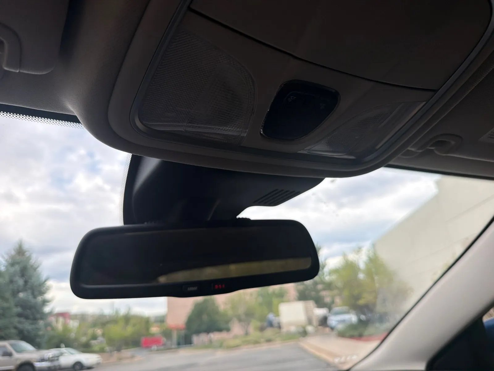 Chrysler 200 photo 25