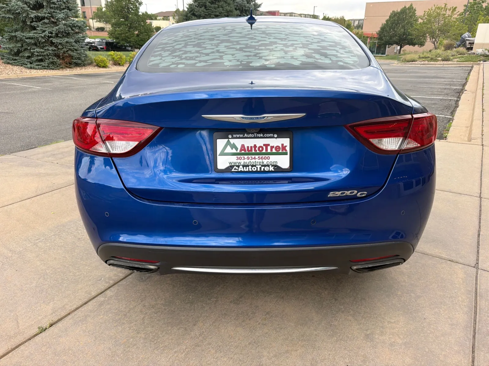 Chrysler 200 photo 7