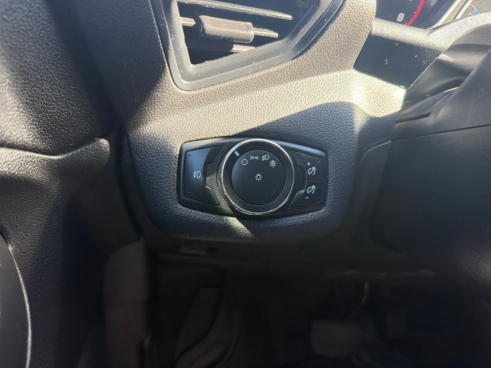 Ford Escape photo 21