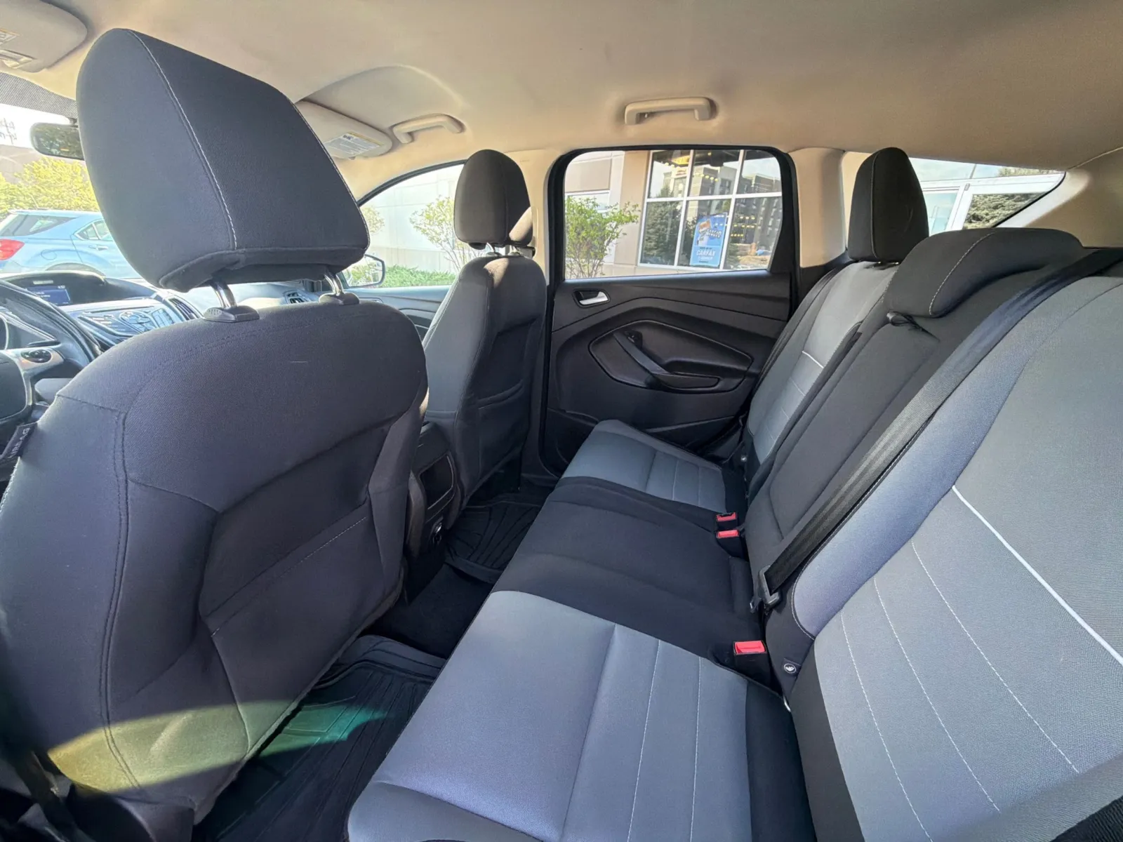 Ford Escape photo 17