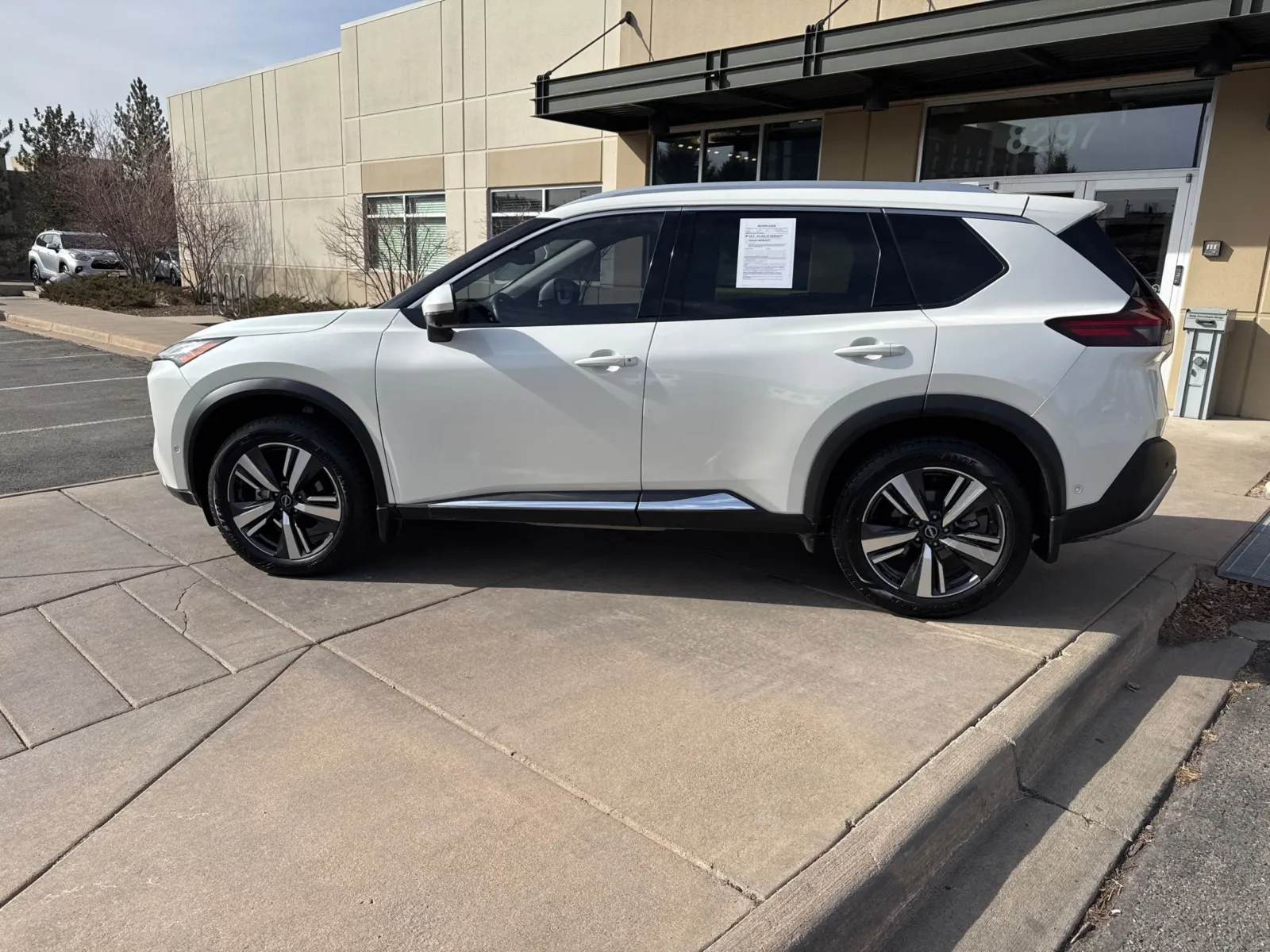 2023 Nissan Rogue Platinum - Photo 9