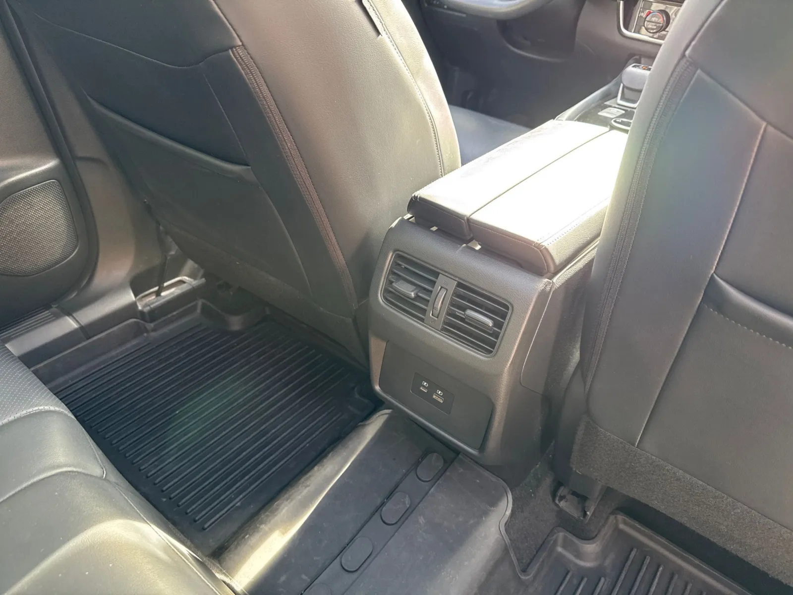 2023 Nissan Rogue Platinum - Photo 18