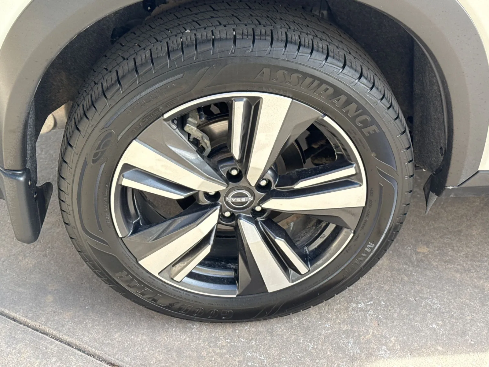 2023 Nissan Rogue Platinum - Photo 34