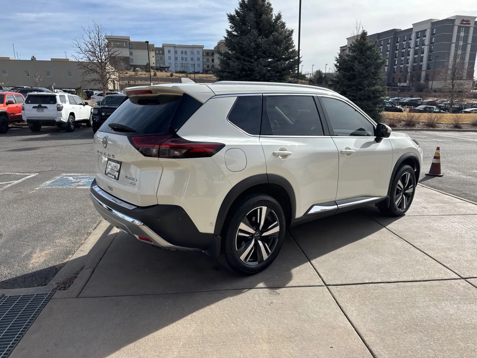 2023 Nissan Rogue Platinum - Photo 6