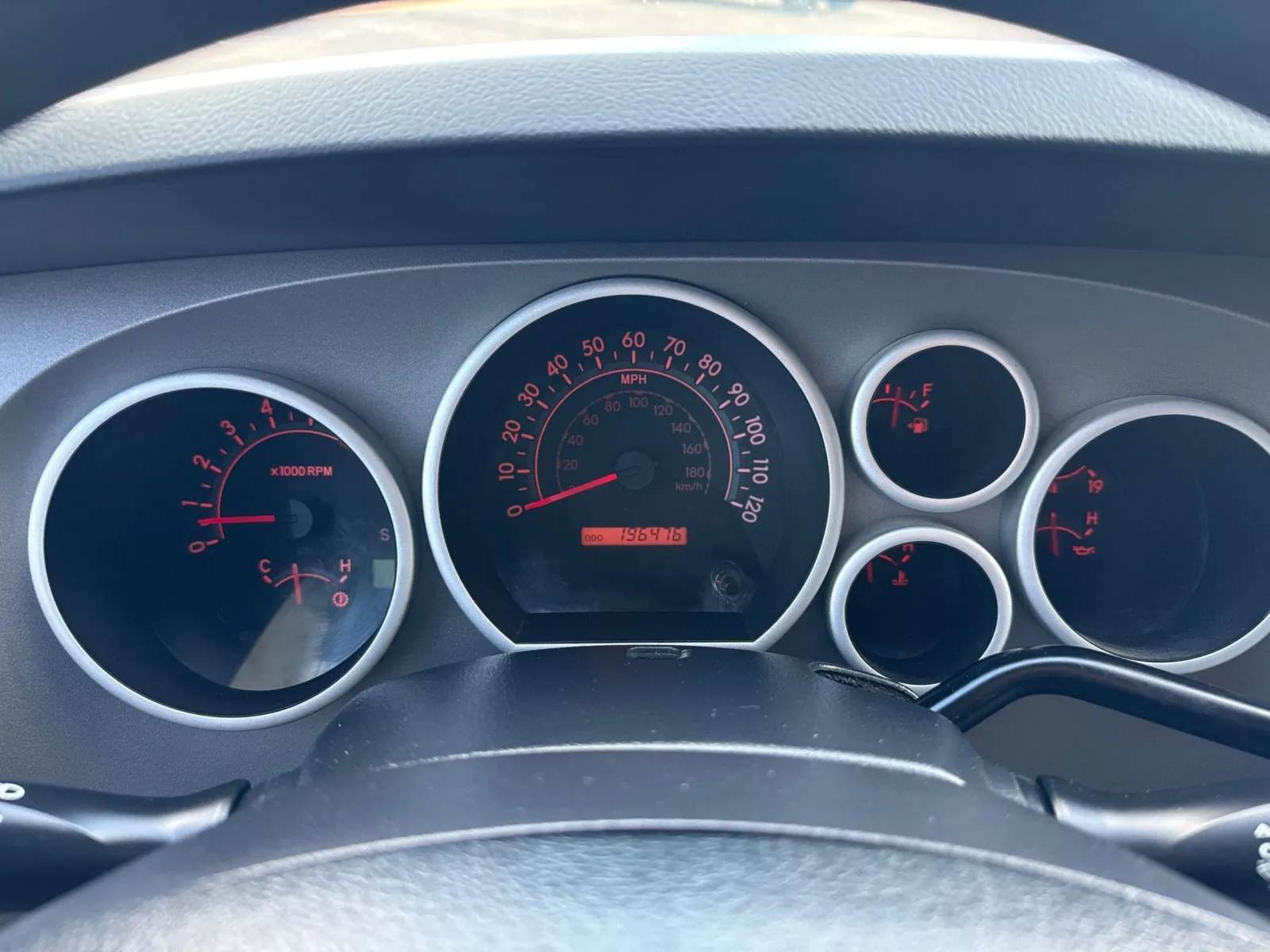 Toyota Tundra photo 24