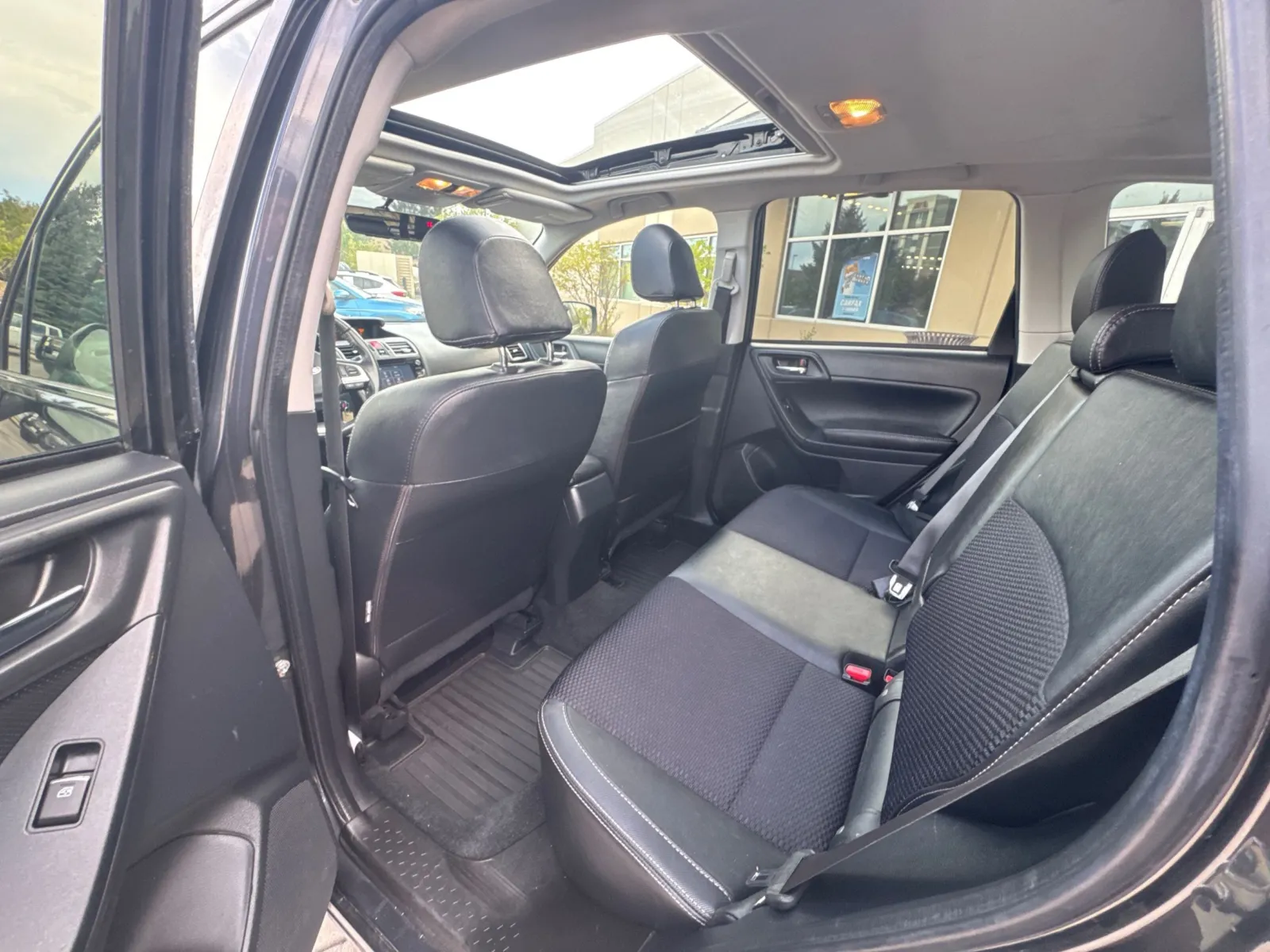 Subaru Forester photo 18