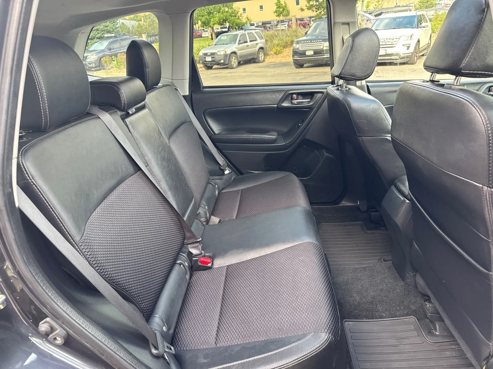 Subaru Forester photo 16