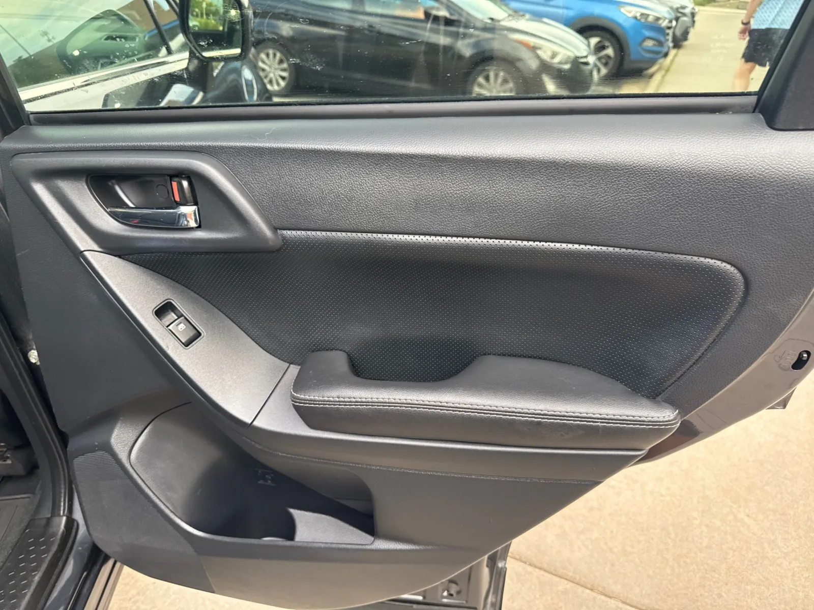 Subaru Forester photo 14