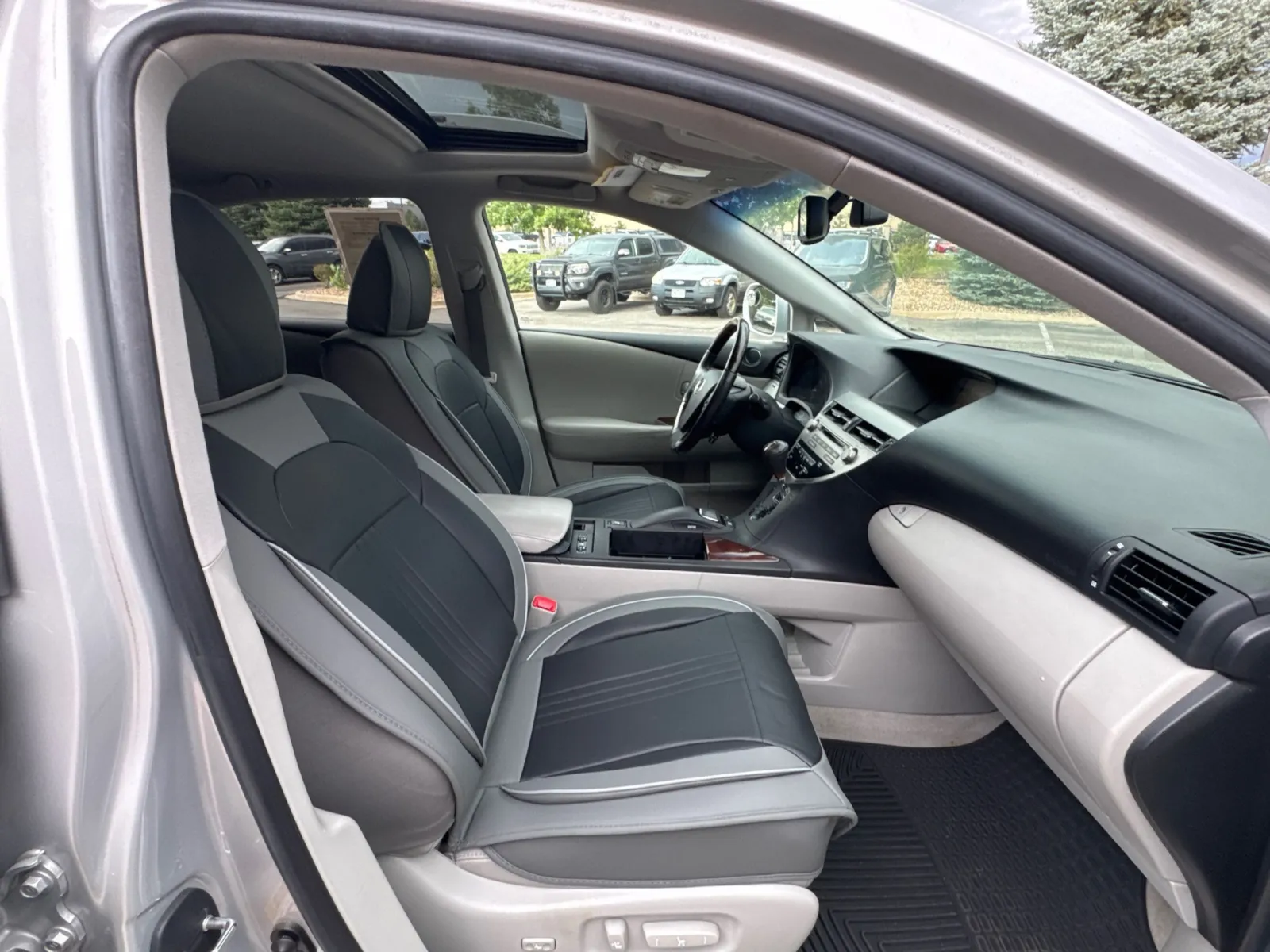 Lexus RX photo 17
