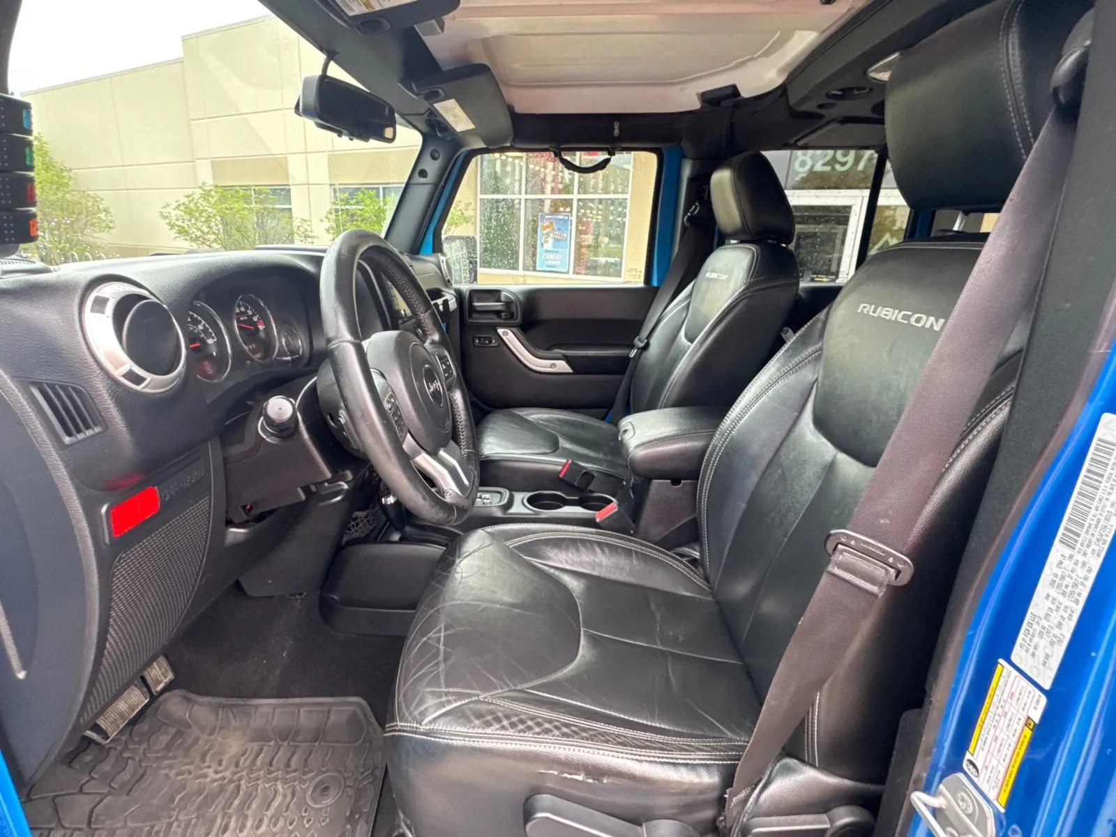 Jeep Wrangler photo 26