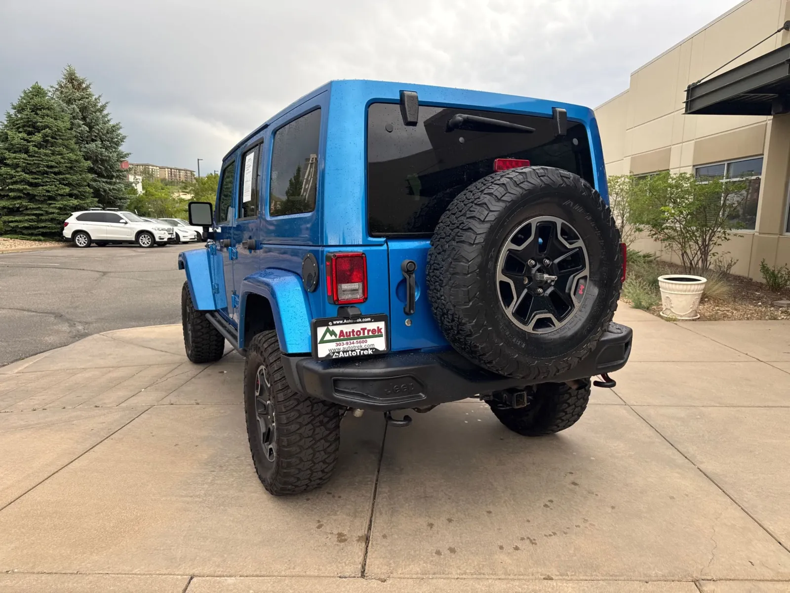 Jeep Wrangler photo 8