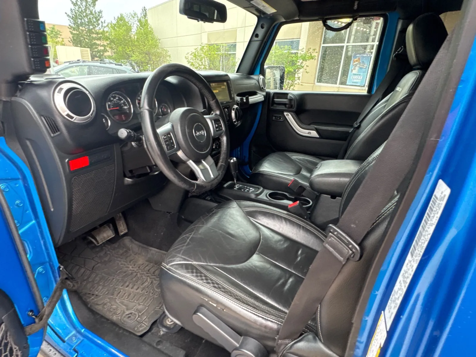 Jeep Wrangler photo 25