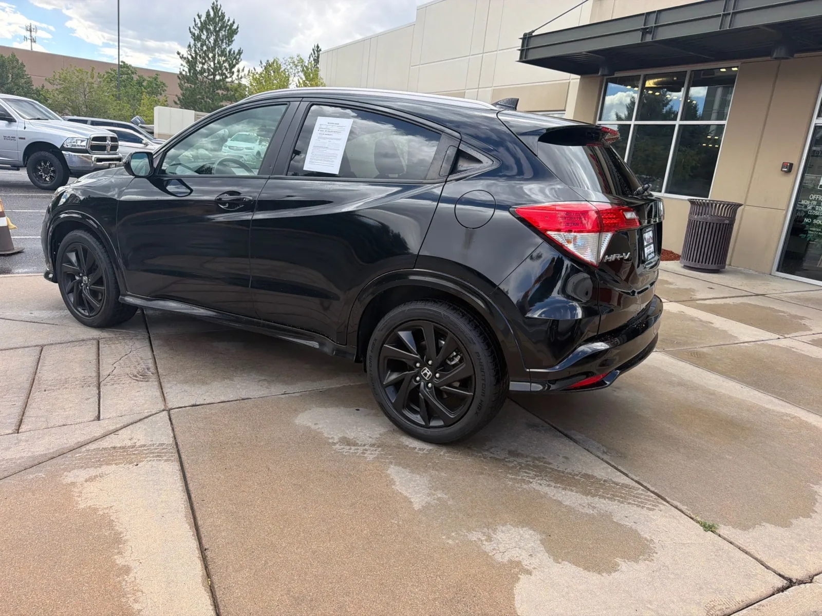 Honda HR-V photo 8