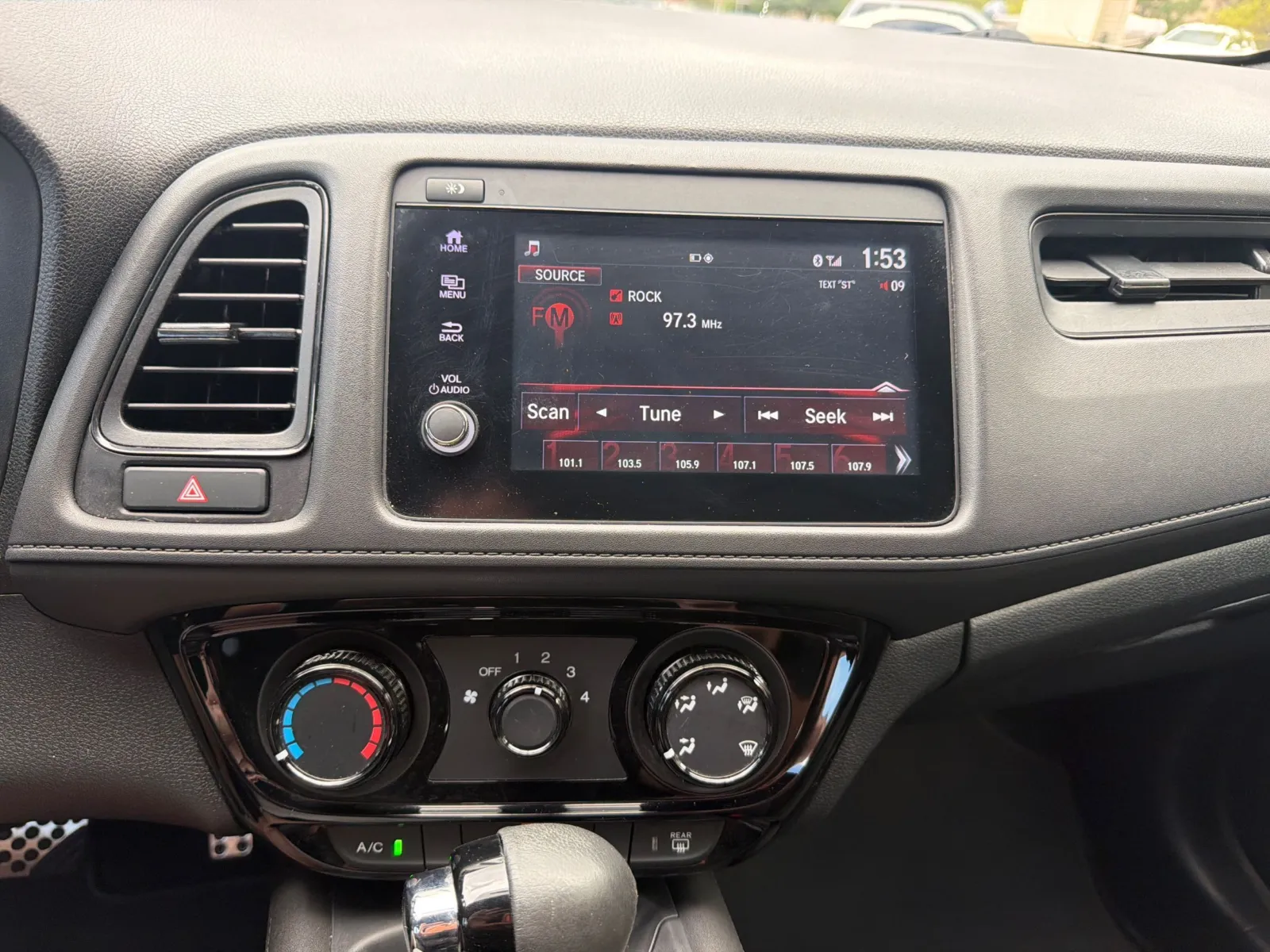 Honda HR-V photo 28