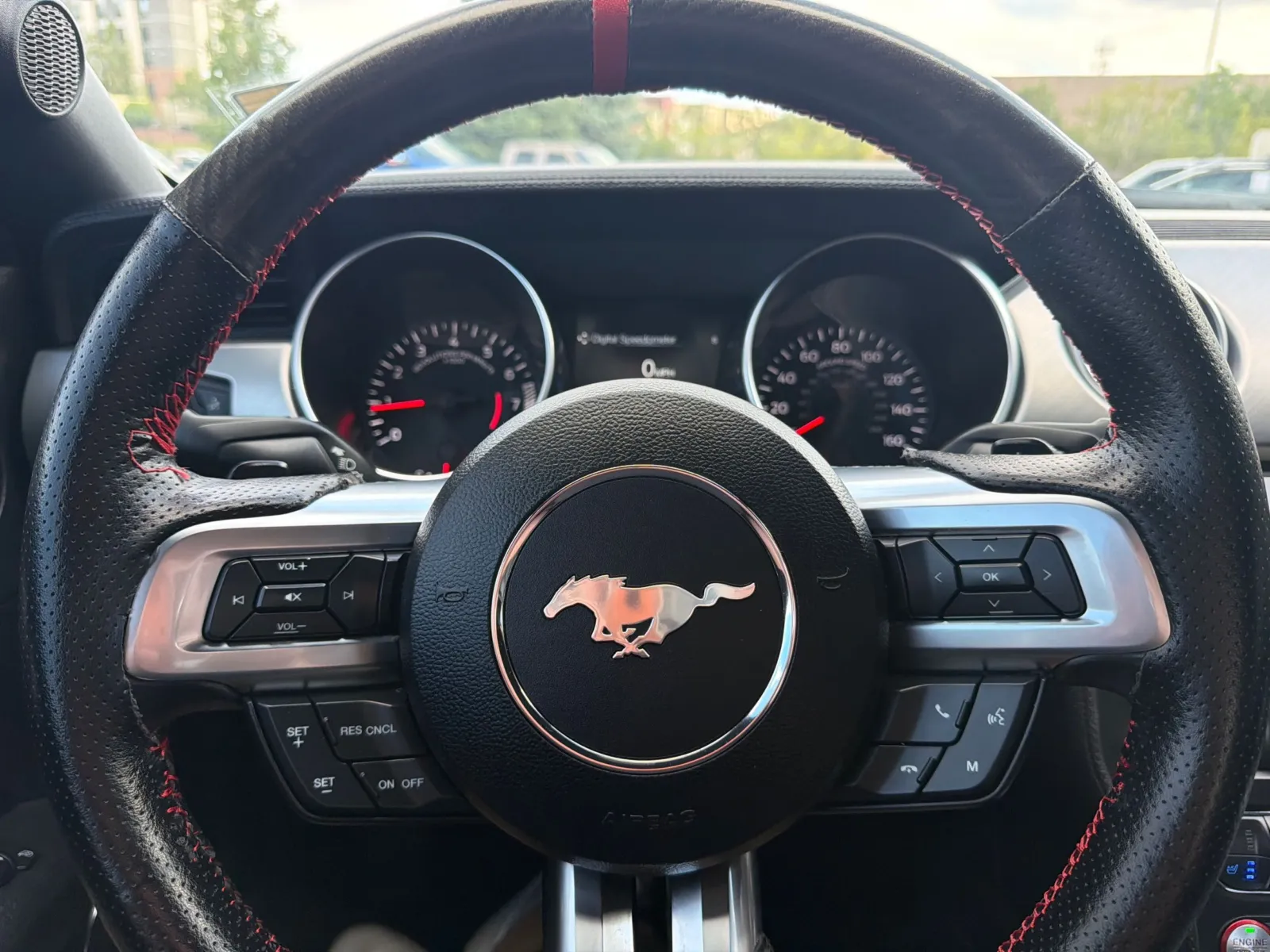 Ford Mustang photo 22