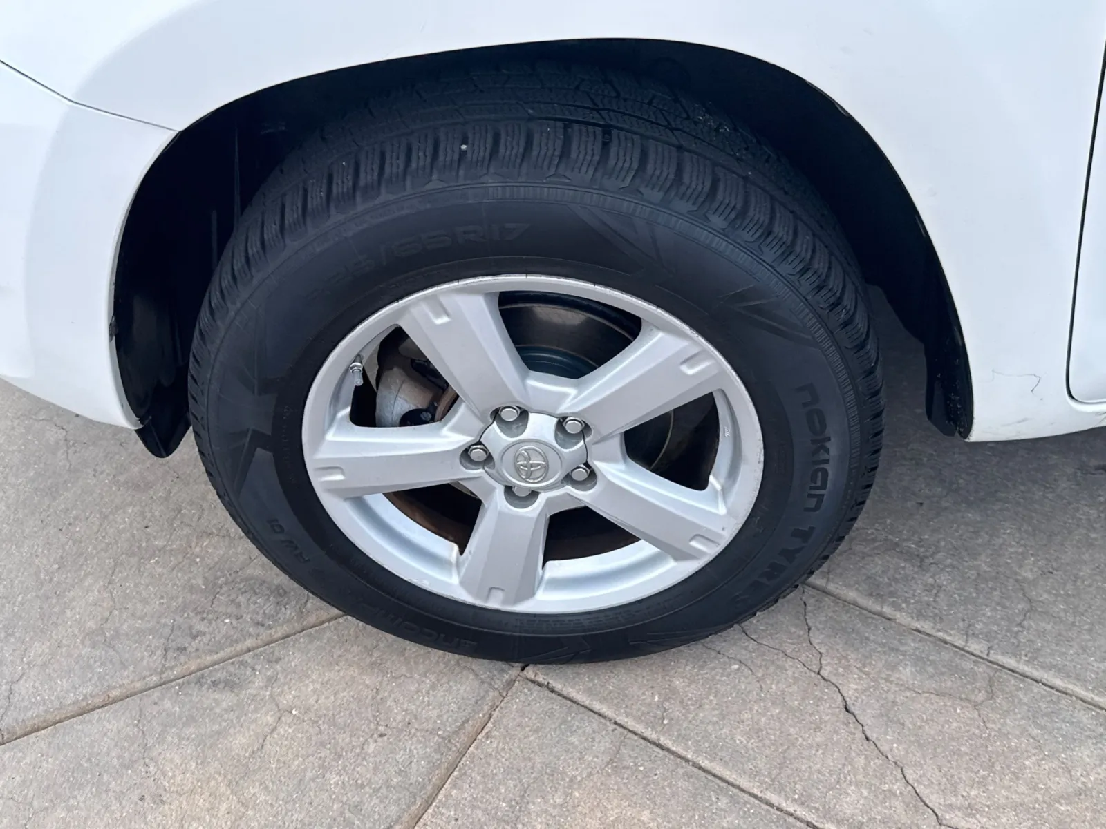 Toyota RAV4 photo 11