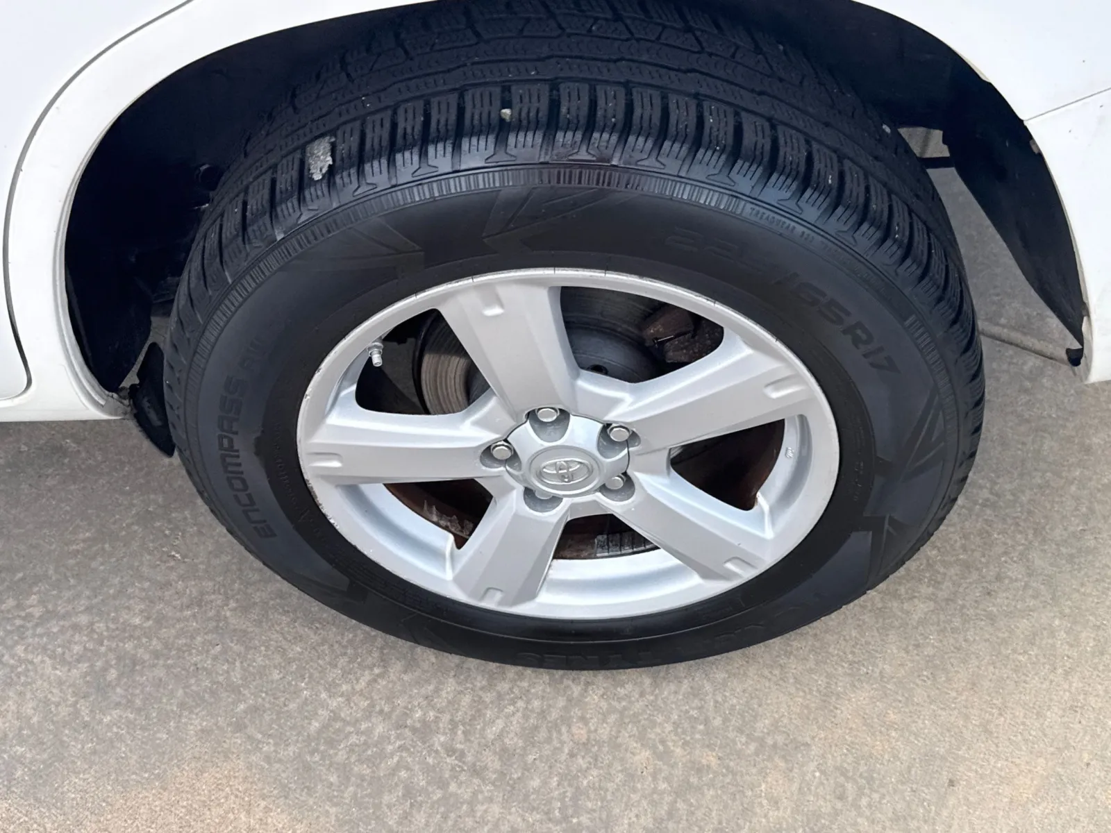 Toyota RAV4 photo 12