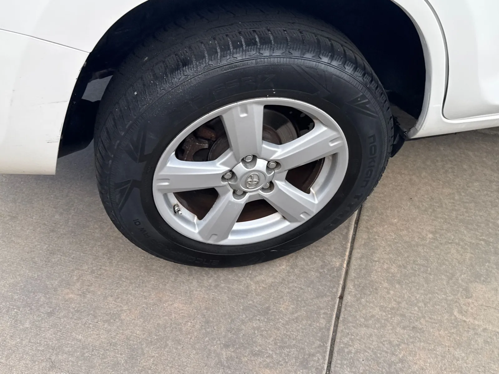Toyota RAV4 photo 13