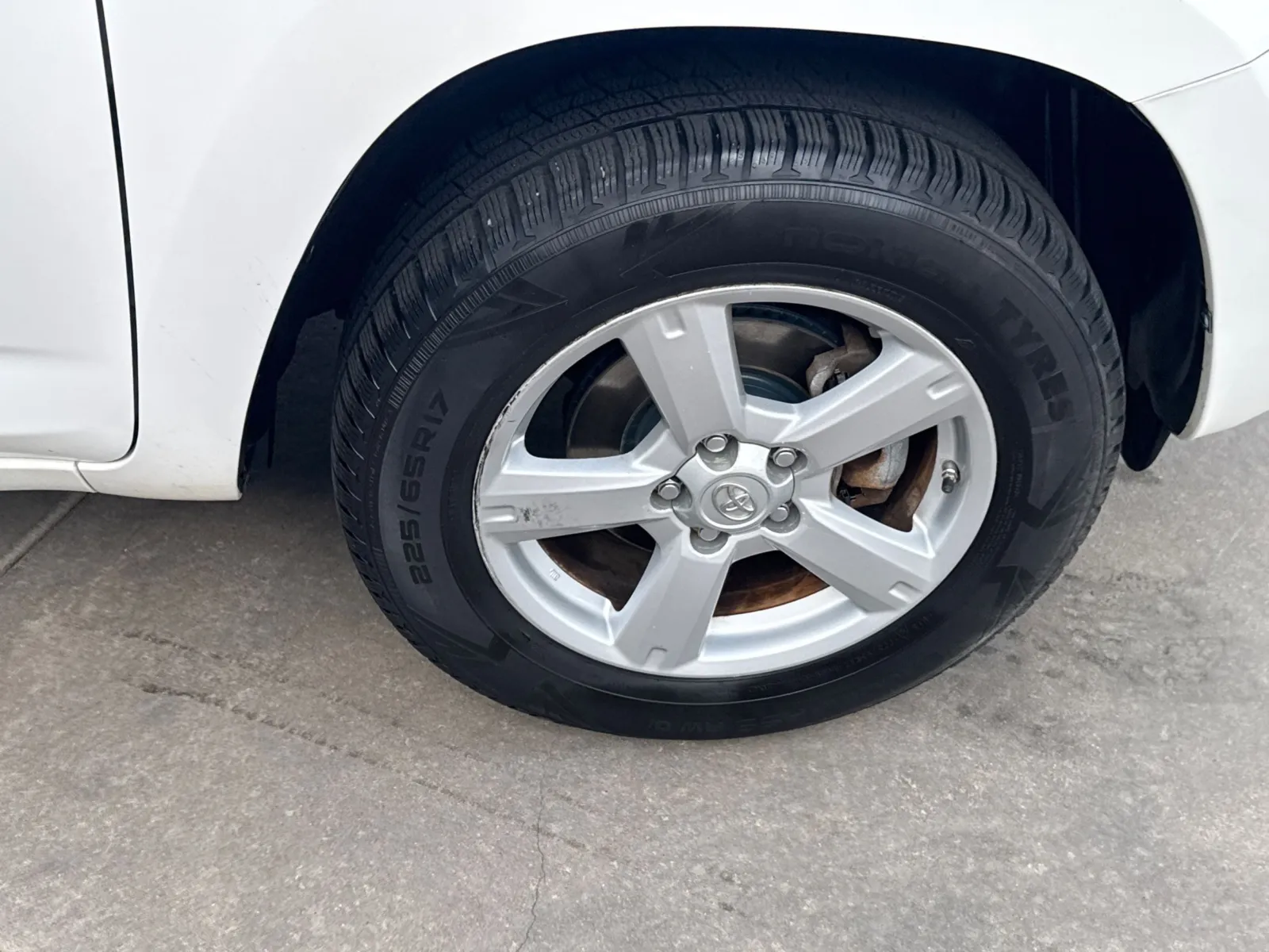 Toyota RAV4 photo 14