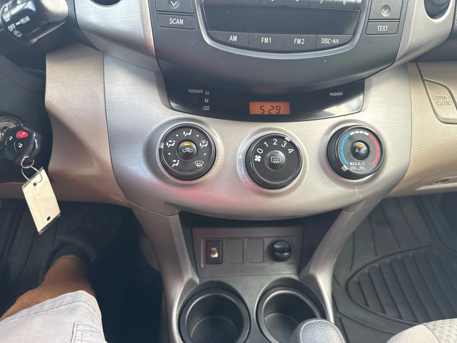 Toyota RAV4 photo 32