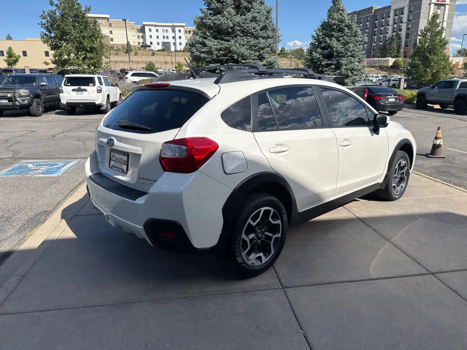 Subaru Crosstrek photo 6