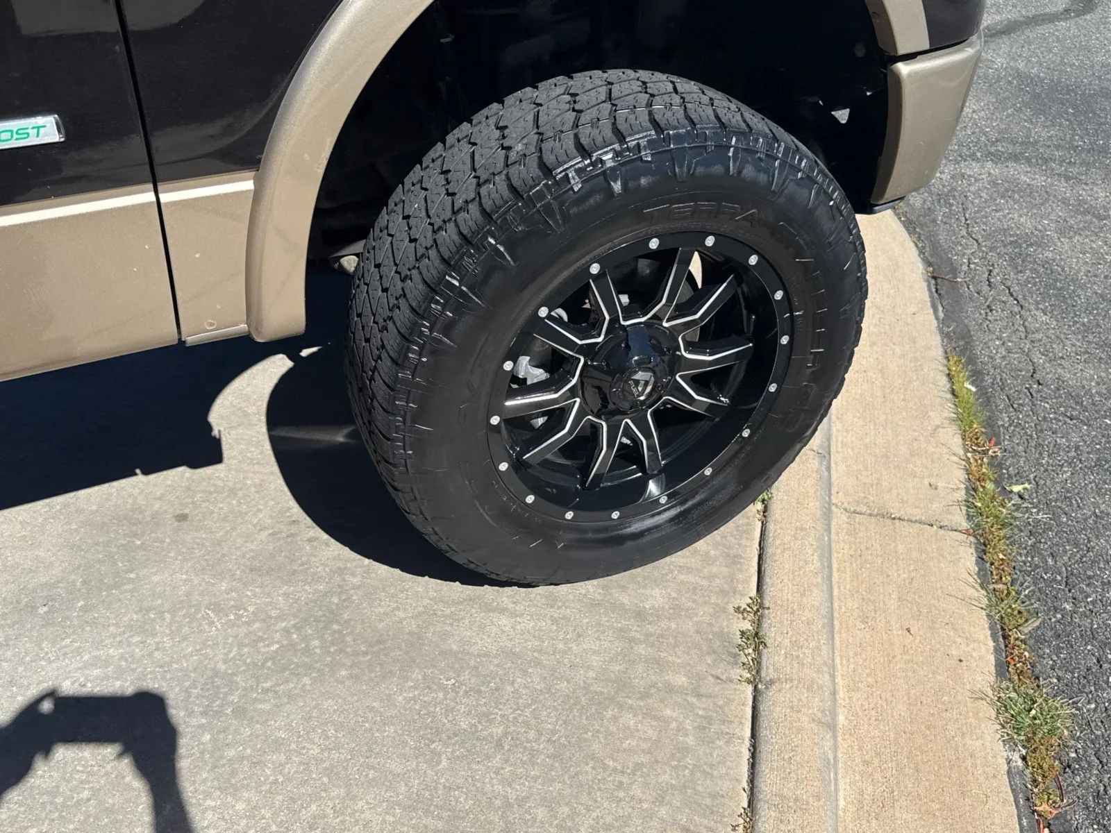 Ford F-150 photo 14