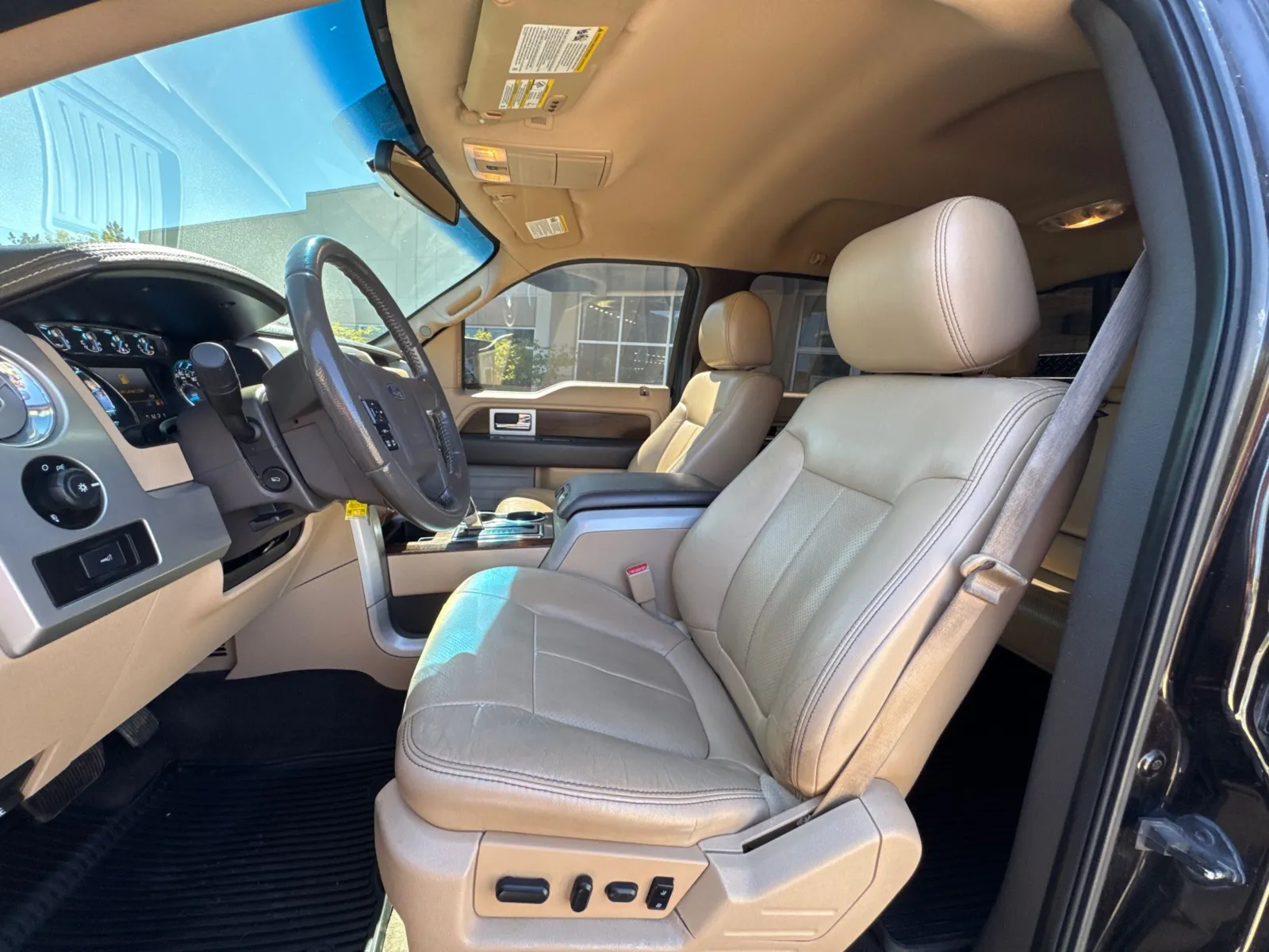 Ford F-150 photo 24