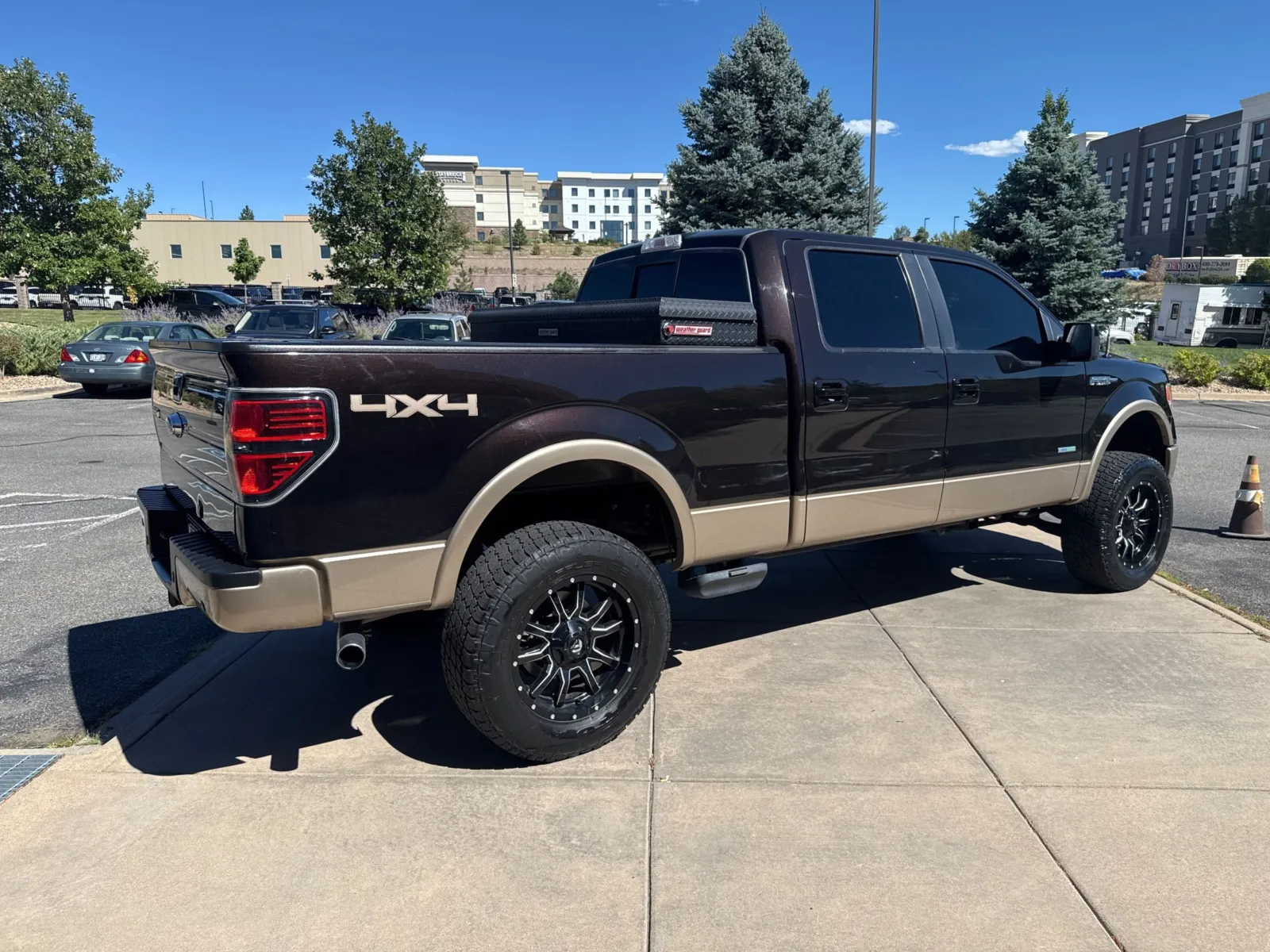 Ford F-150 photo 6