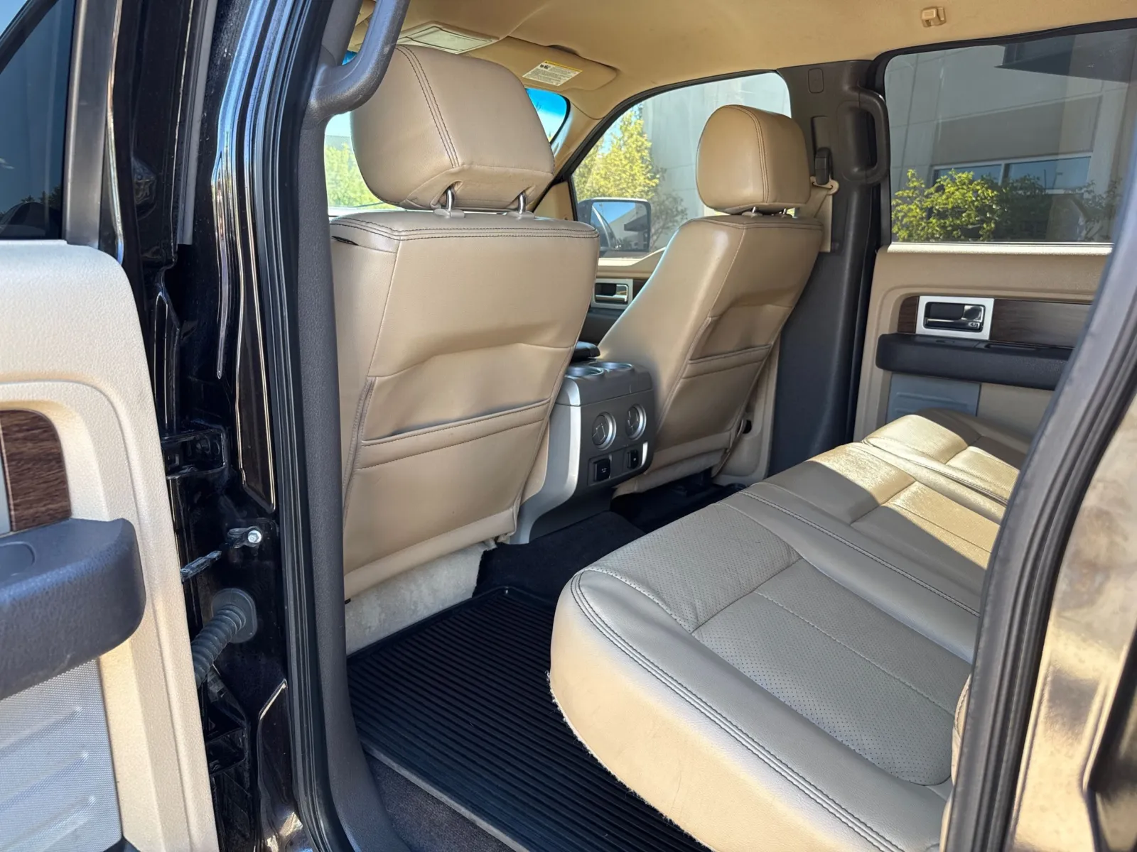 Ford F-150 photo 21