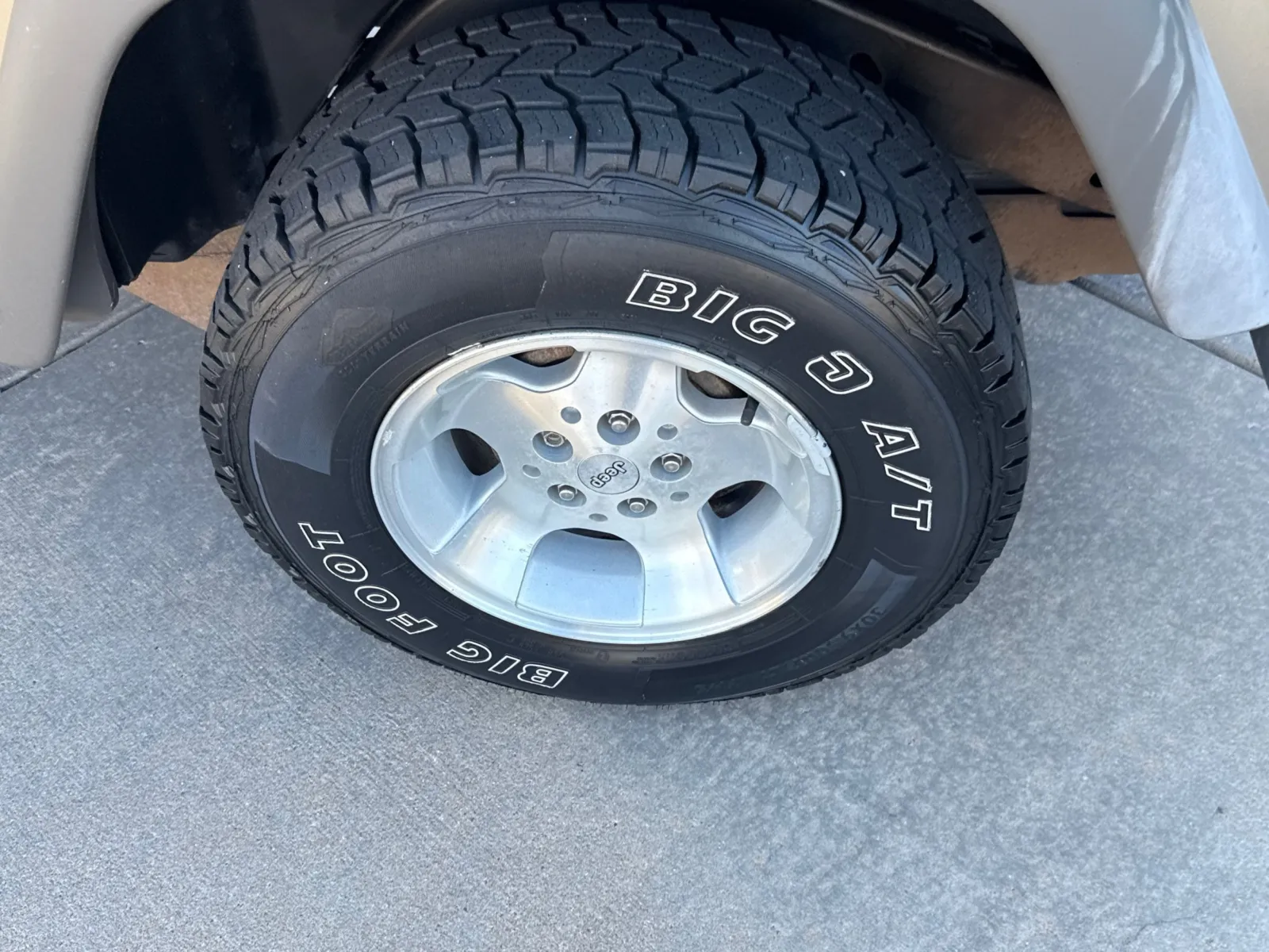 Jeep Wrangler photo 12