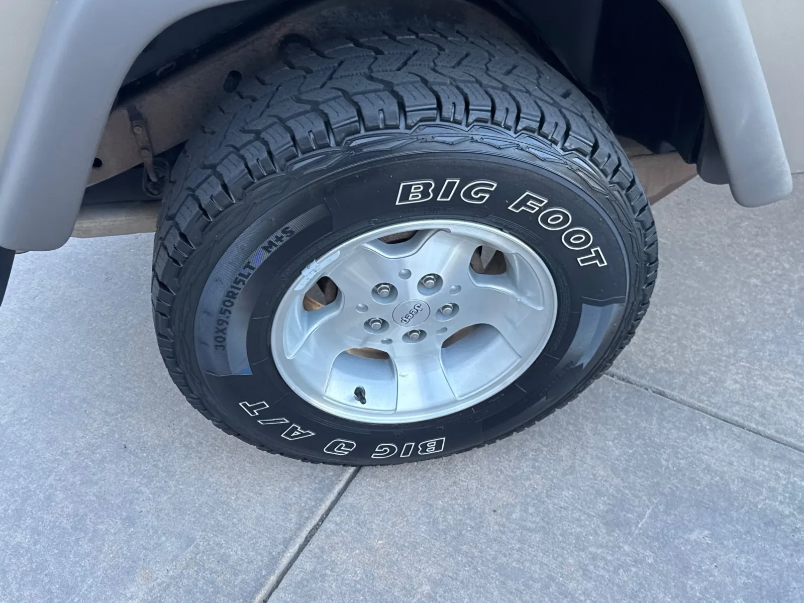 Jeep Wrangler photo 13